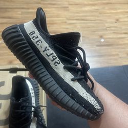ADIDAS YEEZY CORE WHITE 