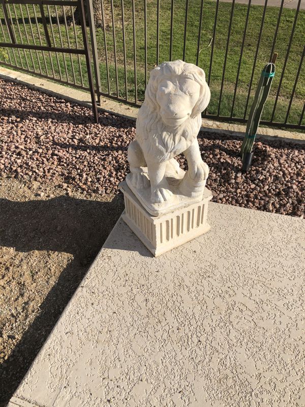 2 concrete lion statue for Sale in Glendale, AZ OfferUp
