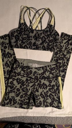 VS rare leggings and bra set