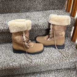 New La Canadienne Annabelle Size 8 1/2 Med 