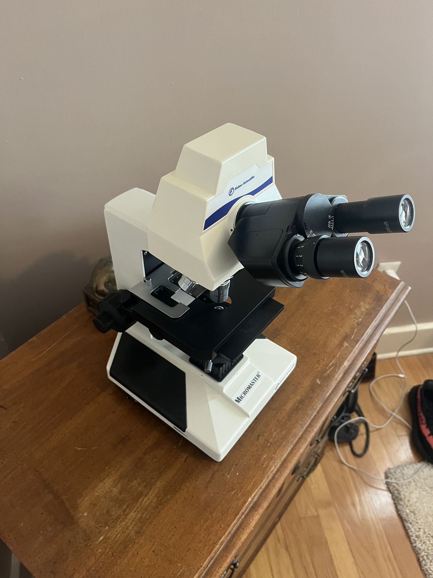 Micro Master Fischer Scientific Microscope