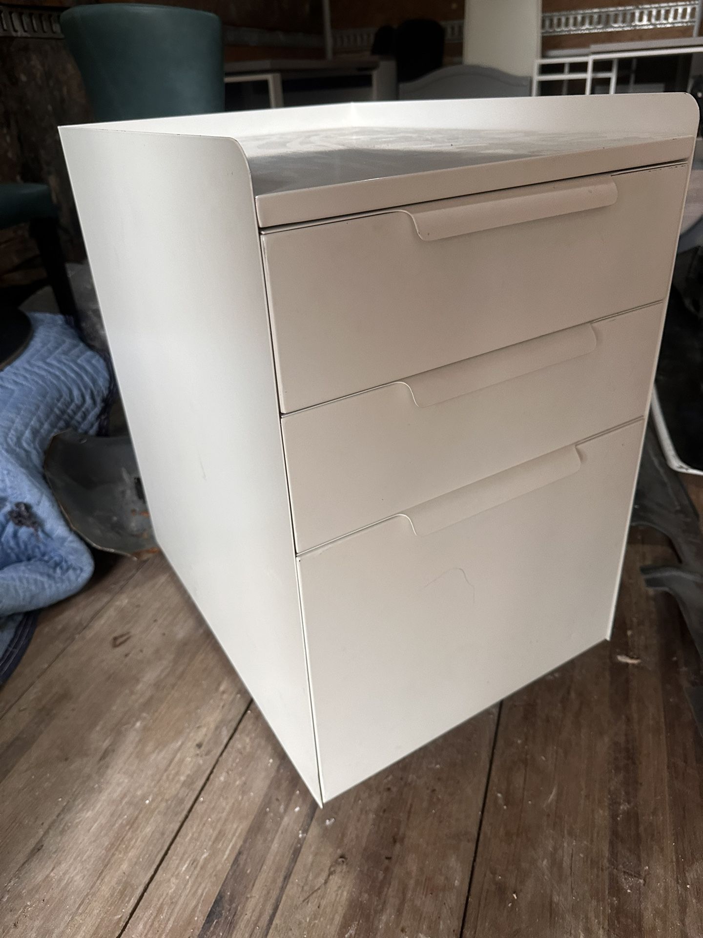Metal Filing Cabinet