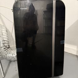 Toshiba 14,000 Btu Air Conditioner