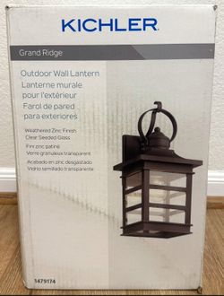 Kichler Outdoor Wall Lantern Weathered Zinc Finish Clear Seeded Glass New In Box