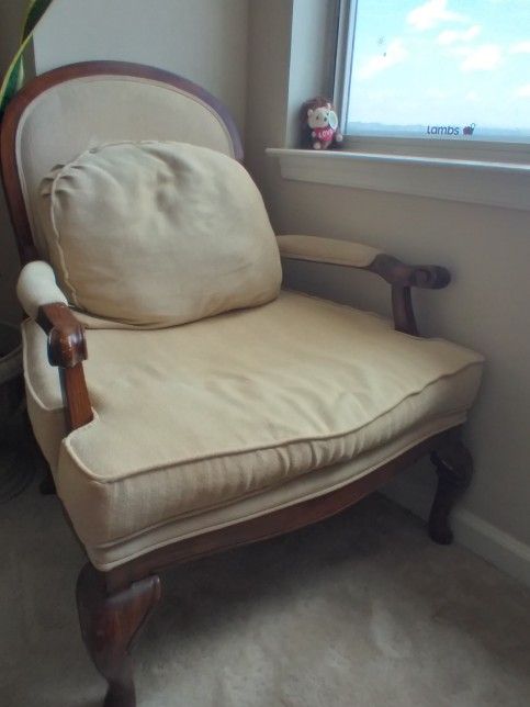 Arm Chair. Very Handsome. Solid Wood.
