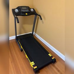 Folding Motorized Treadmill Rarely Used - Excellent - 2018 β Bellmore, NY