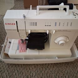Singer Sewing Machine