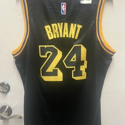 Kobe Bryant Lakers Black Mambo New Jersey Size 52