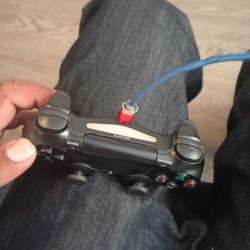 PS4 Controller 
