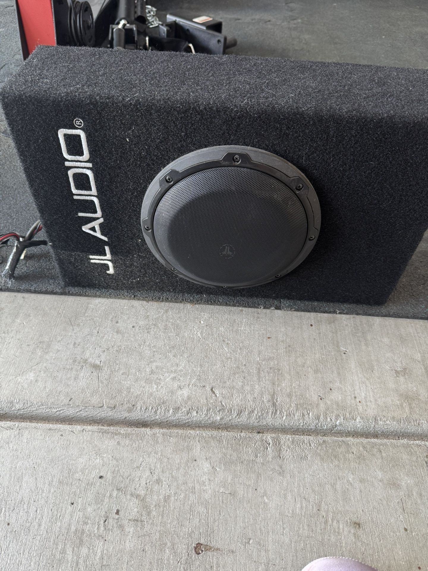JL Audio Micron+ 8”