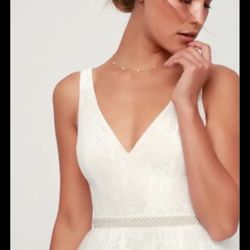 NEW LULU'S WEDDING DRESS SZ M