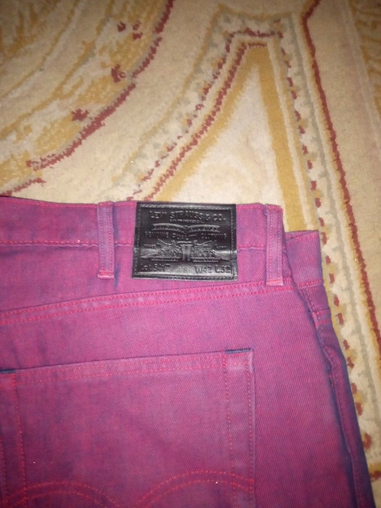 Levis 541/ Levis Premium Jeans 42x32 $25 PICK UP ONLY