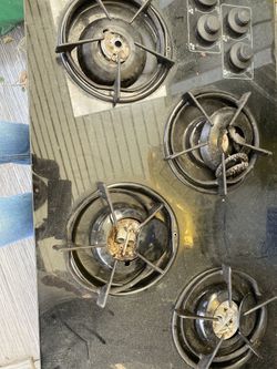 Gas stove