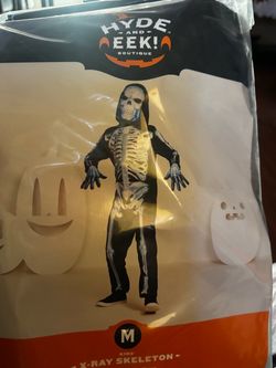 Skeleton costume