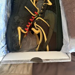 Cactus Plant Flee Market Sponge Dunk Size 9.5 