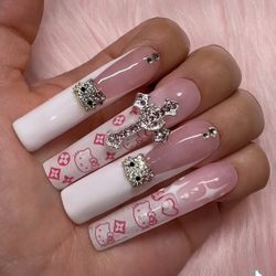 Custom press on nails