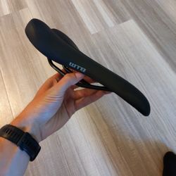 Mountain Bike Saddle