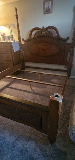 Cal King BED Solid REAL wood 220$ OBO