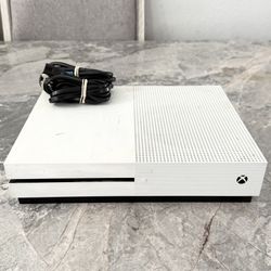 Xbox One S 500GB Console with Cables