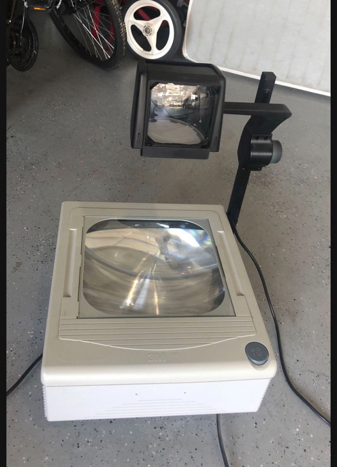 3M Overhead Projector