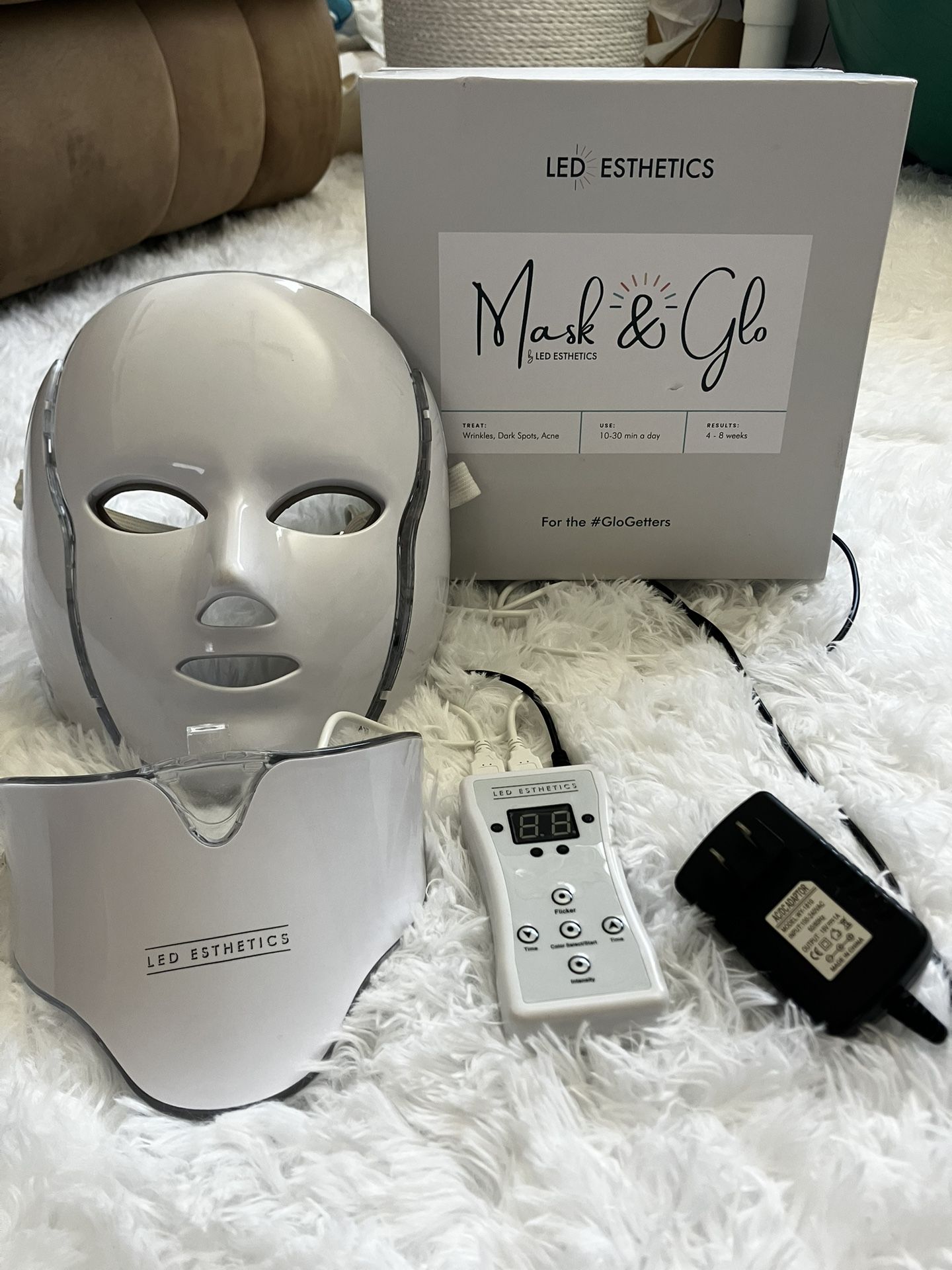 LED ESTHETICS: Mask & Glo Face And Neck Mask -PLEASE READ