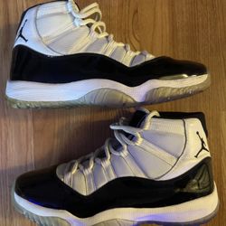 Jordan Space Jam 11s