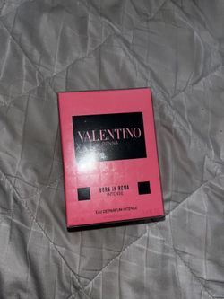 Valentino Donna Perfume Intense