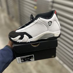 Sz 6y Jordan 14 Black Toe 