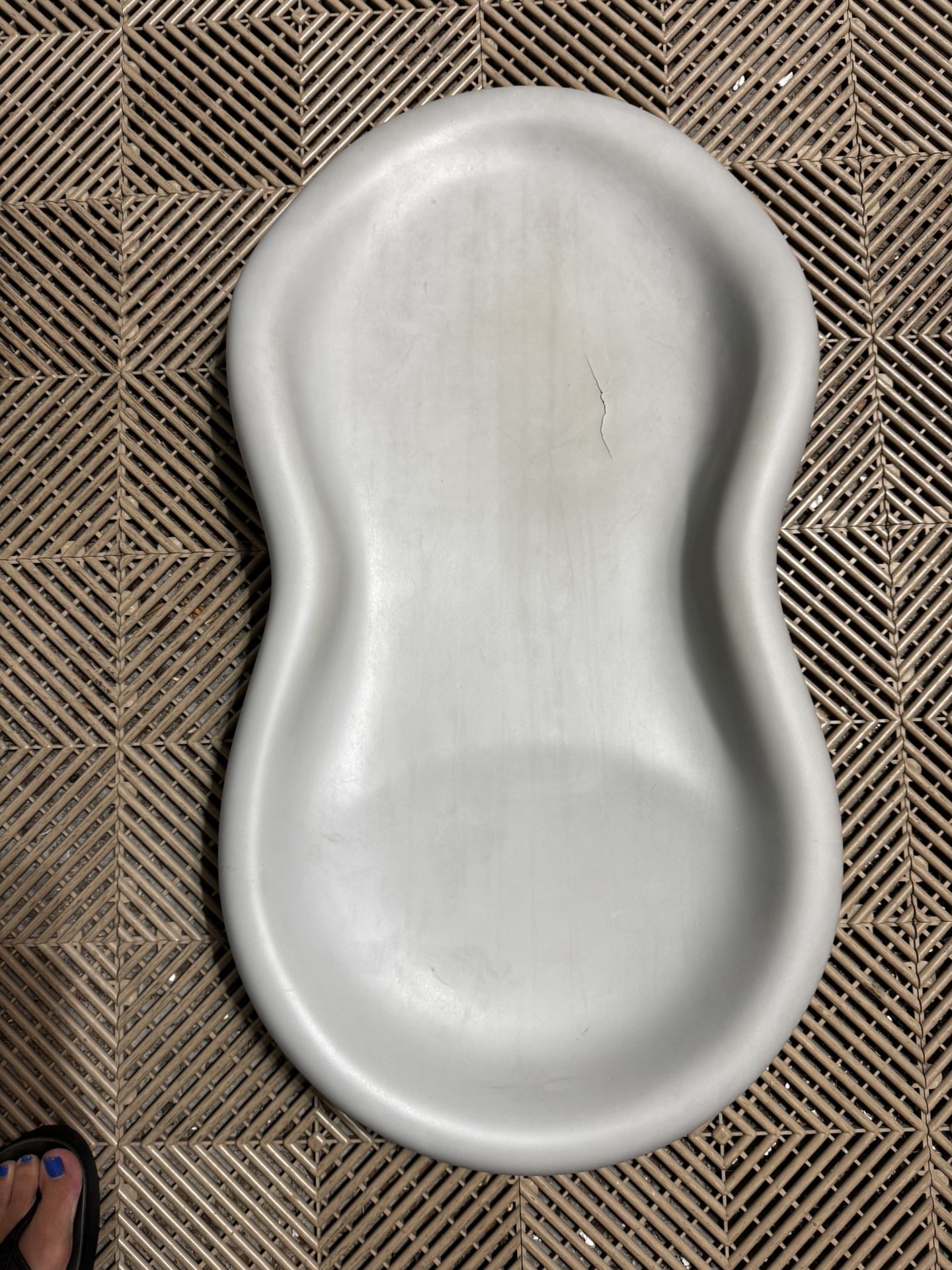 Keekaroo Peanut Diaper Changing Station