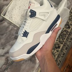  Jordan 4 SB Navy Size 11&12