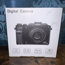 4K Digital Camera Anti-Shake 56MP Compact Video Camera with 18X Digital Zoom