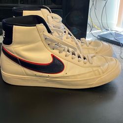 Nike Size 9: Nike Blazer Mid 77’ City Pride Chicago CD9318-100