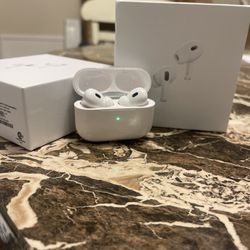 Apple AirPods 2nd Generation 