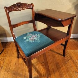 Vintage Antique 1940/50 Liberty Chair Company Telephone Gossip Table