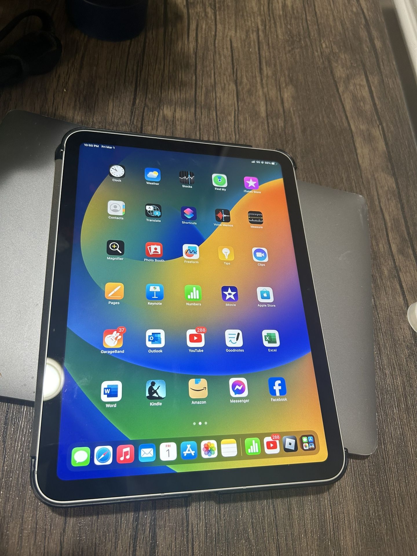 iPad 10th Gen 