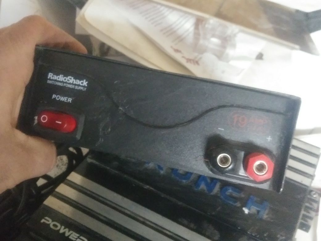 Radio shack 19 amp 13.8v bench power supply
