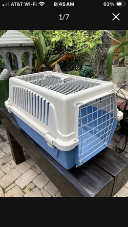 22” Small Dog Cage: 22”L x 13” W x 16”H
