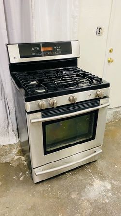 “Gas” LG Stove/Range