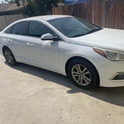 2015 Hyundai Sonata 9,000 Obo