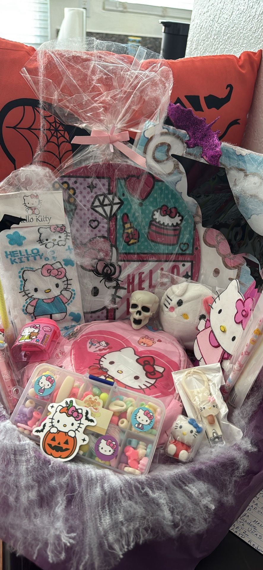 Hello Kitty Halloween Basket