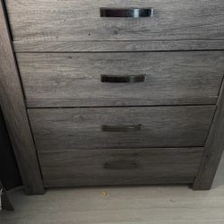  5 Drawer Chest And A 6 Drawer Matching Dresser
