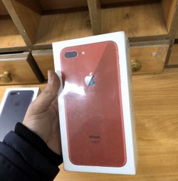 iPhone 8 Plus