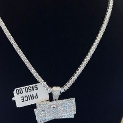 Silver Moissanite Necklace And Pendant 