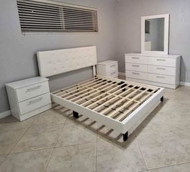 Bedroom Set - Juego De Cuarto 