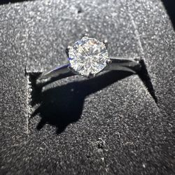 VVS1 Moissanite Ring