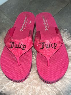 Pink juicy couture slippers