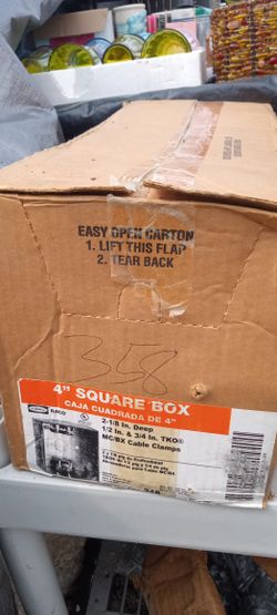 Hibbel Raco 4 Inch 2-1/8 In. Deep

1/2 In. & 3/4 In. TKO®

MC/BX Cable Clamps