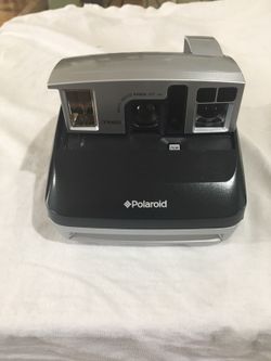 Polaroid instant 600 camera