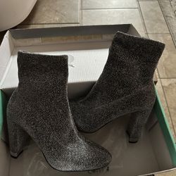 Women’s Designer Boots MK