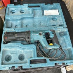 Makita JR3050T Reciprocating Saw